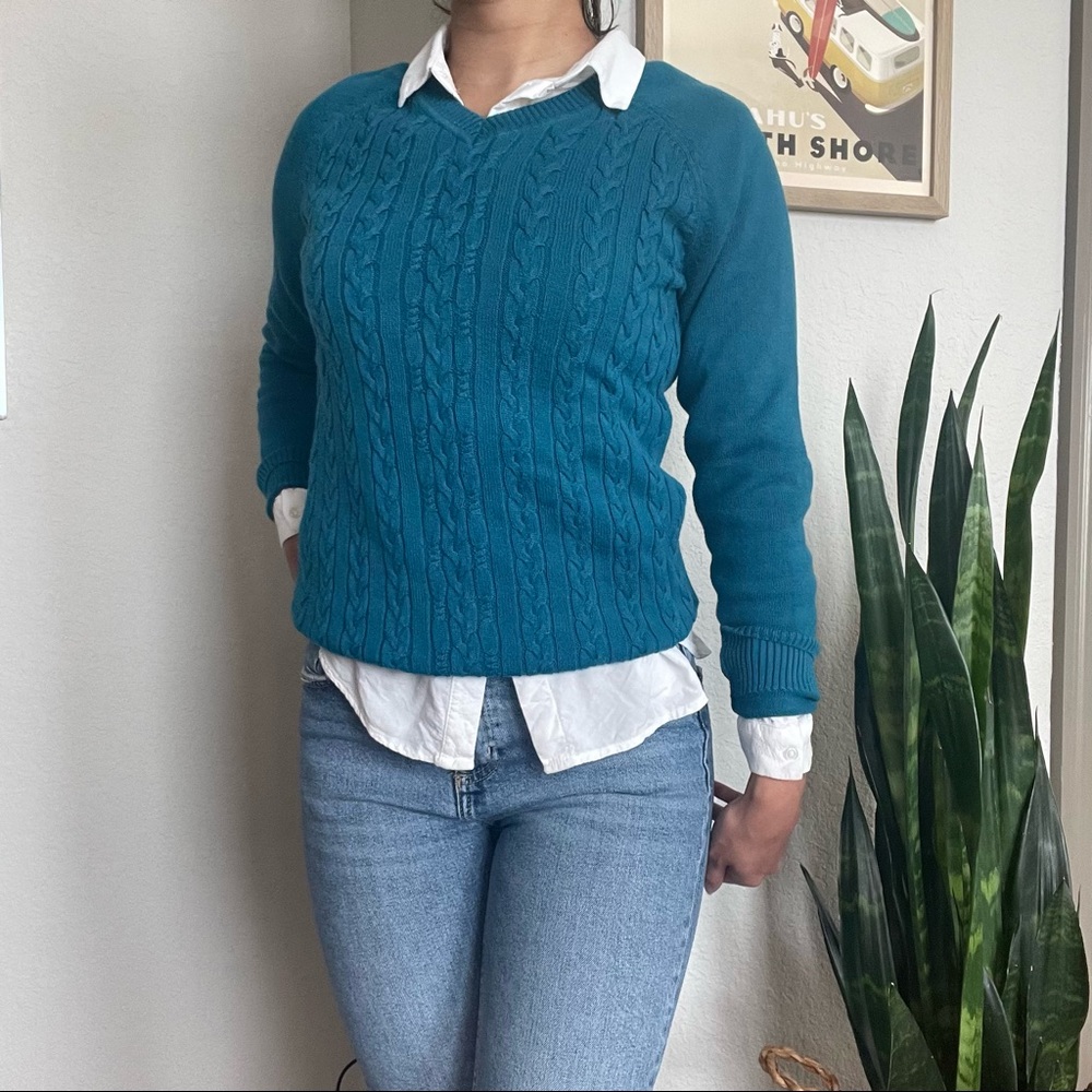 Van Heusen V-Neck Cable Knit Sweater